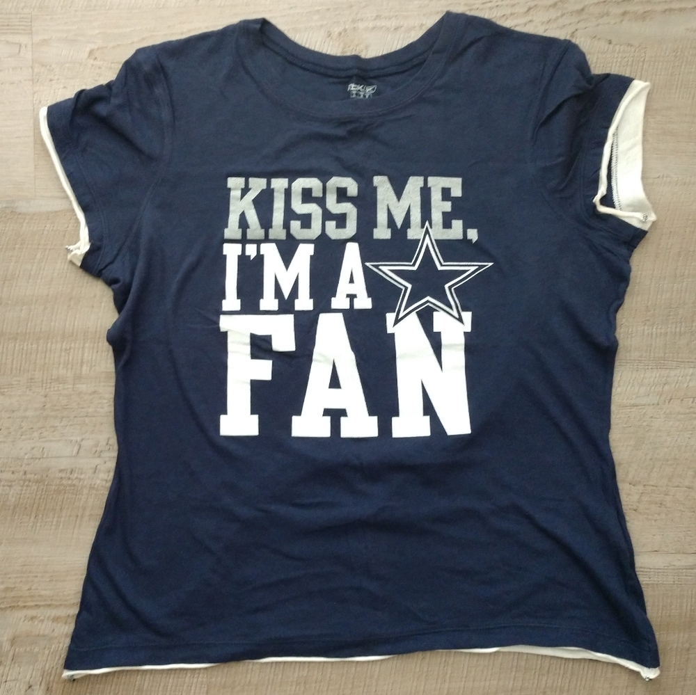 NFL Dallas Cowboys T-Shirt Kiss Me I’m a Fan Tee Blue Reebok St Patrick’s Day